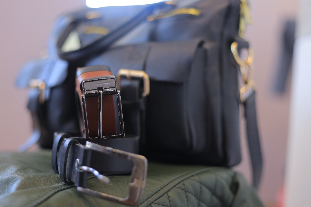 Dual-Tone Leather Belt – Stylish, Durable & Adjustable for Men